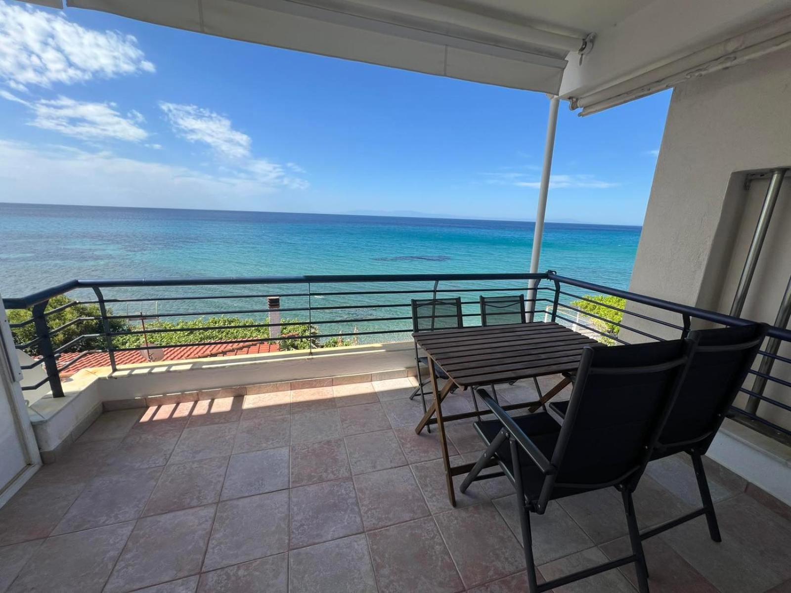 Apartment Salty Mola Kalyva